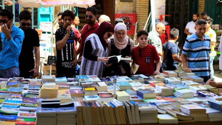 سوق الكتب في بغداد يطوي صفحته على عراق جديد