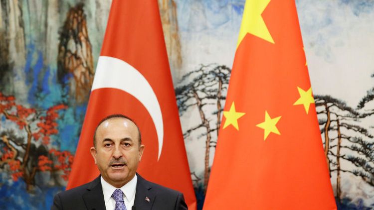 وزير: تركيا لن تقطع علاقاتها التجارية مع إيران بأمر آخرين