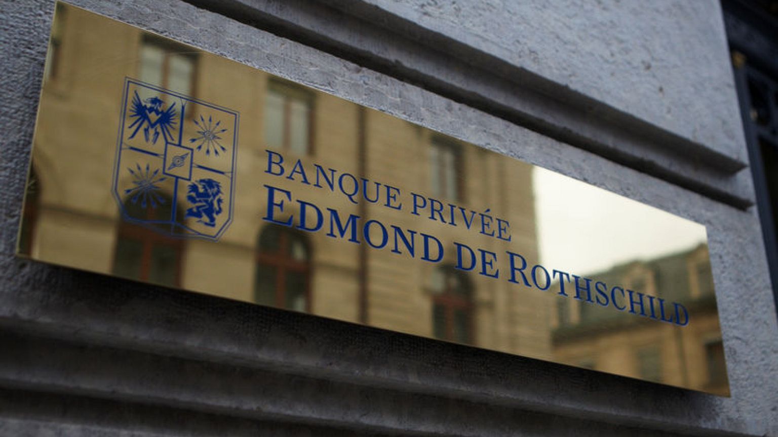 No longer just 'Rothschild' as bank dynasty's branches settle name dispute