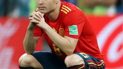 انيستا ينهي مسيرته مع اسبانيا بعد الخروج من كأس العالم
