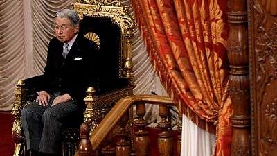 إمبراطور اليابان يعاني من نقص التروية الدماغية