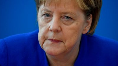 Migrants: le gouvernement Merkel suspendu à d'ultimes pourparlers Migrants: le gouvernement Merkel suspendu à d'ultimes pourparlers
