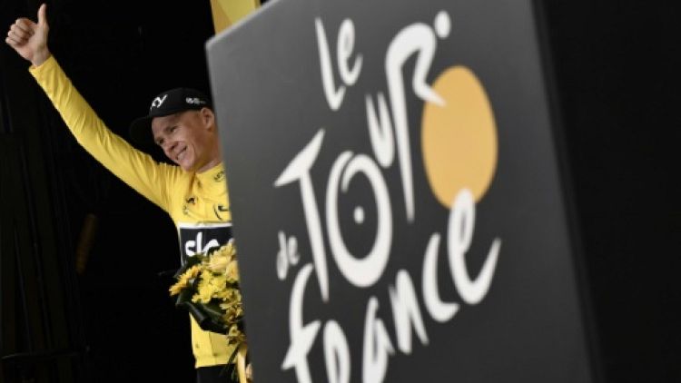 Dopage: Froome "ravi" d'avoir été "blanchi" par l'UCI