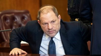 Harvey Weinstein inculpé d'agression sexuelle sur une troisième femme Harvey Weinstein inculpé d'agression sexuelle sur une troisième femme