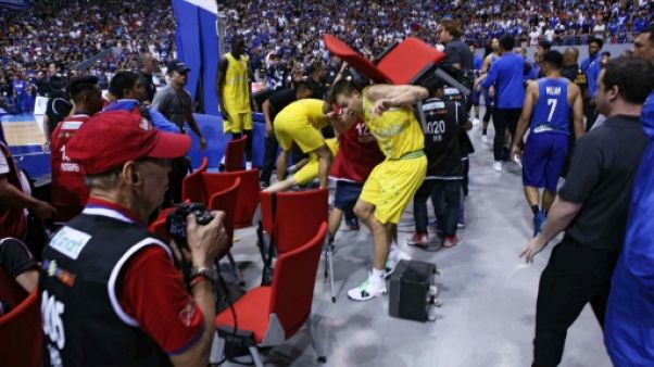 Bagarre lors d'un match de basket Philippines-Australie: l'heure des excuses Bagarre lors d'un match de basket Philippines-Australie: l'heure des excuses