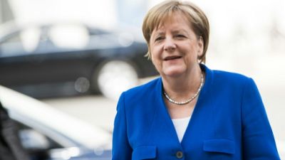 Critiques en Europe après l'accord en Allemagne sur les migrants Critiques en Europe après l'accord en Allemagne sur les migrants