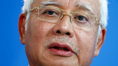 اعتقال رئيس وزراء ماليزيا السابق وتوجيه الاتهام له يوم الأربعاء