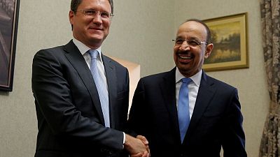 وزيرا الطاقة السعودي والروسي يتفقان على استمرار التنسيق بسوق النفط وزيرا الطاقة السعودي والروسي يتفقان على استمرار التنسيق بسوق النفط
