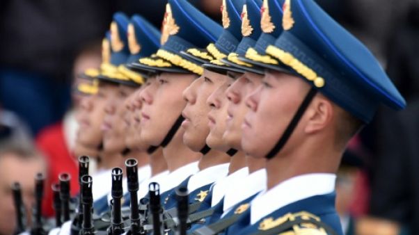 Des soldats chinois défilent pour la première fois au Bélarus Des soldats chinois défilent pour la première fois au Bélarus