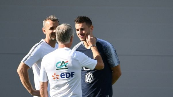 Mondial-2018: sur les côtés, ça décoiffe chez les Bleus Mondial-2018: sur les côtés, ça décoiffe chez les Bleus