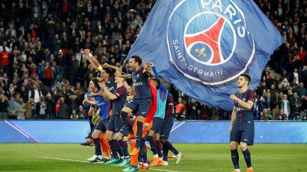الاتحاد الأوروبي يراجع قرارا بشأن باريس سان جيرمان الاتحاد الأوروبي يراجع قرارا بشأن باريس سان جيرمان