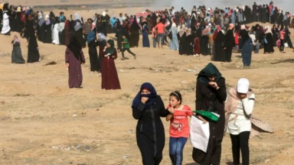 Gaza: des milliers de femmes manifestent près de la frontière israélienne Gaza: des milliers de femmes manifestent près de la frontière israélienne