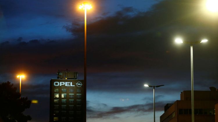 Opel labour boss expects to sign collective agreement this week