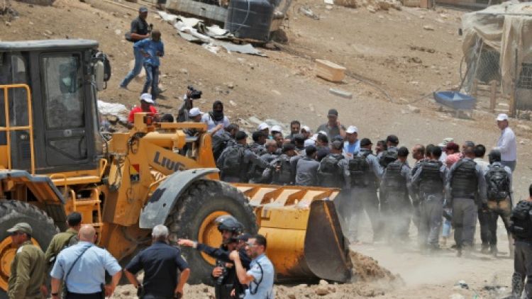 Cisjordanie: affrontements dans un village bédouin qui doit être détruit par Israël