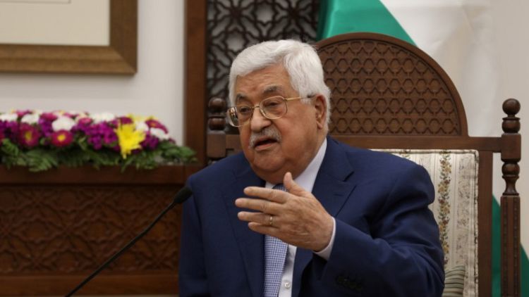 استطلاع: الفلسطينيون يفضلون البرغوثي لخلافة عباس