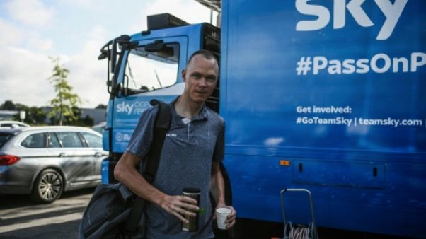 Tour de France: comment assurer la sécurité autour de Froome sur plus de 3.300 kilomètres? Tour de France: comment assurer la sécurité autour de Froome sur plus de 3.300 kilomètres?