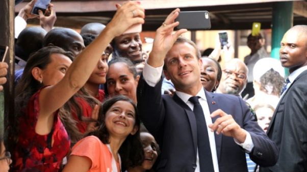 Macron appelle à Lagos les Africains "à réussir en Afrique" Macron appelle à Lagos les Africains "à réussir en Afrique"