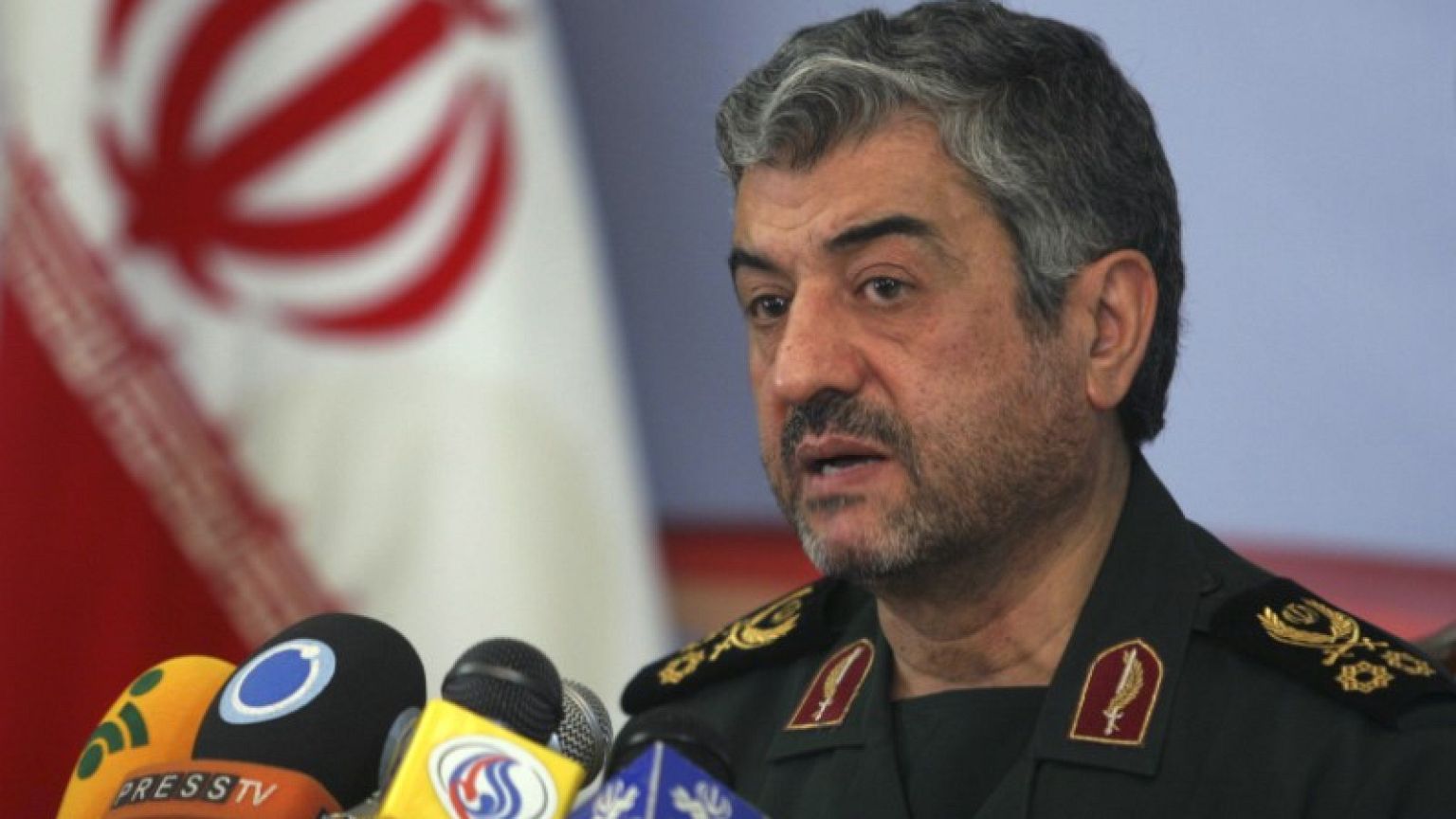 الحرس الثوري الإيراني: مضيق هرمز إما أن يكون للجميع أو لا أحد