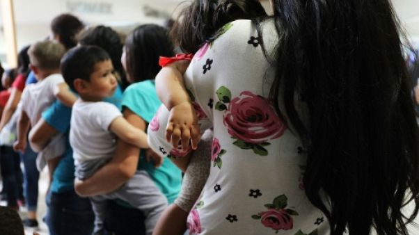 Des tests ADN pour réunir d'urgence les familles de migrants séparées aux Etats-Unis Des tests ADN pour réunir d'urgence les familles de migrants séparées aux Etats-Unis