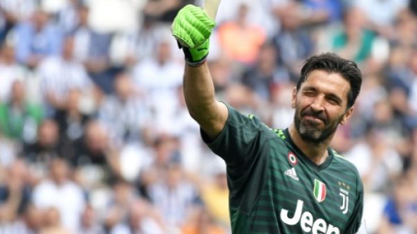 Ligue 1: le Paris SG officialise l'arrivée de Buffon Ligue 1: le Paris SG officialise l'arrivée de Buffon