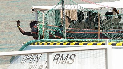 منظمة: التكلفة البشرية باهظة لإغلاق إيطاليا موانئها أمام سفن المهاجرين