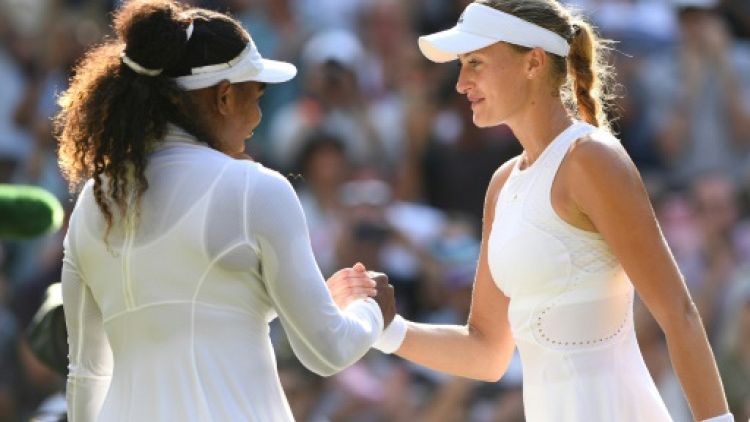 Wimbledon: Serena trop forte pour Mladenovic, première pour Monfils