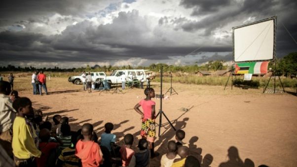 Au fin fond du Mozambique, la Coupe du monde sous les étoiles Au fin fond du Mozambique, la Coupe du monde sous les étoiles