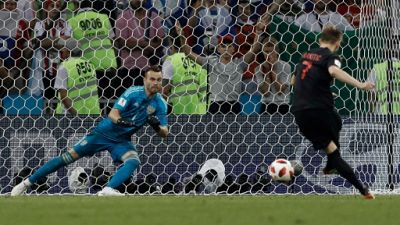 Mondial: la Croatie, laborieuse, s'offre une deuxième demi-finale Mondial: la Croatie, laborieuse, s'offre une deuxième demi-finale