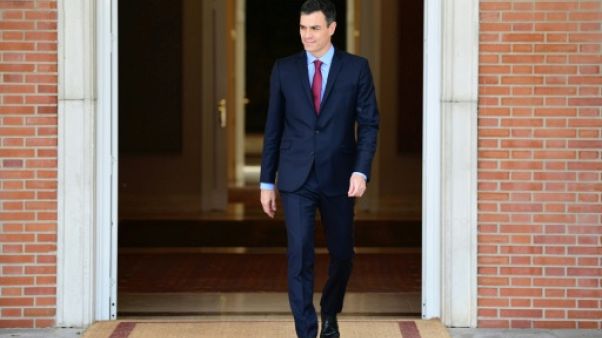 Espagne: première rencontre au sommet entre Sanchez et le président catalan Espagne: première rencontre au sommet entre Sanchez et le président catalan