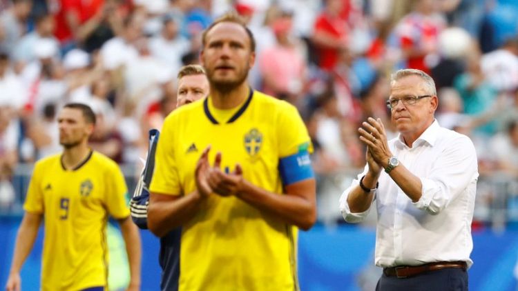 Swedes stumble against England but leave Russia rejuvenated