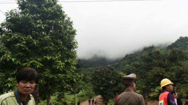 Grotte en Thaïlande: les embûches sur le chemin de la sortie Grotte en Thaïlande: les embûches sur le chemin de la sortie