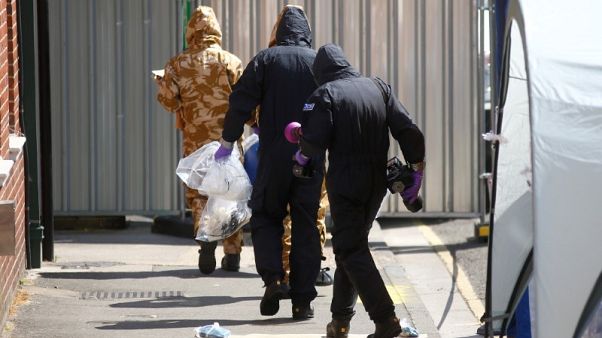وفاة بريطانية بعد تسممها بغاز الأعصاب نوفيتشوك وفاة بريطانية بعد تسممها بغاز الأعصاب نوفيتشوك
