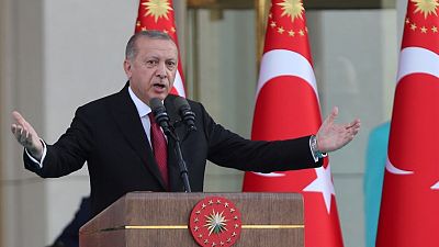 إردوغان يؤدي اليمين رئيسا بصلاحيات جديدة ويعين صهره وزيرا للمالية