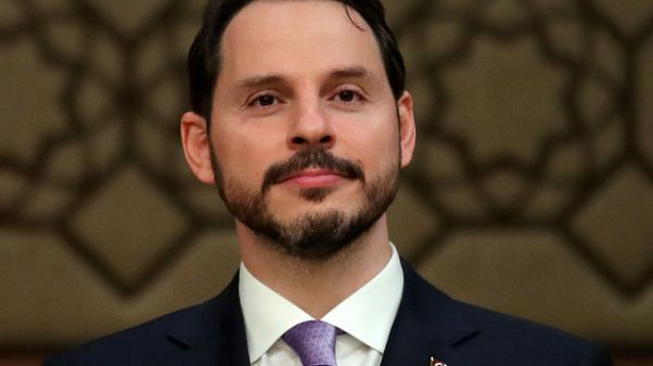 إردوغان يستهل النظام الرئاسي بتعيين صهره وزيرا للمالية إردوغان يستهل النظام الرئاسي بتعيين صهره وزيرا للمالية