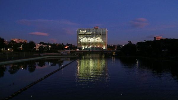 إيني تنسحب من المنافسة على أصول بقطاع الطاقة الشمسية في إيطاليا إيني تنسحب من المنافسة على أصول بقطاع الطاقة الشمسية في إيطاليا