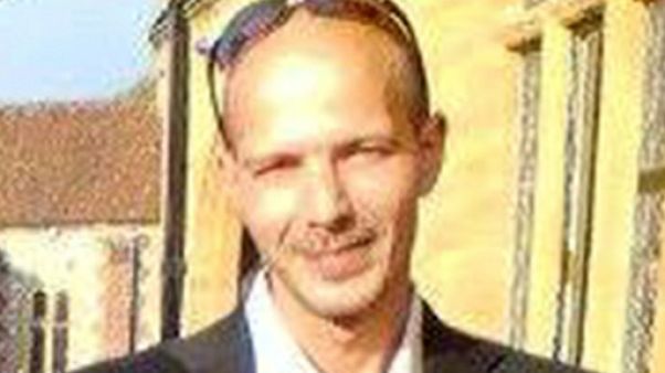 Le Britannique Charlie Rowley empoisonné au Novitchok a repris conscience Le Britannique Charlie Rowley empoisonné au Novitchok a repris conscience