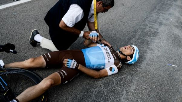 Tour de France: Domont sérieusement blessé Tour de France: Domont sérieusement blessé