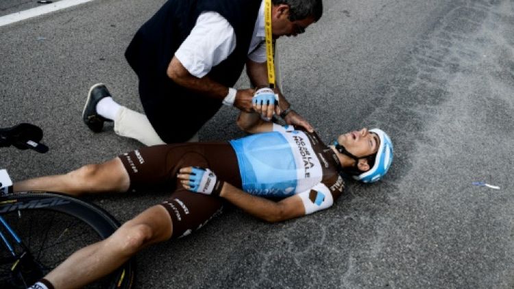 Tour de France: Domont sérieusement blessé