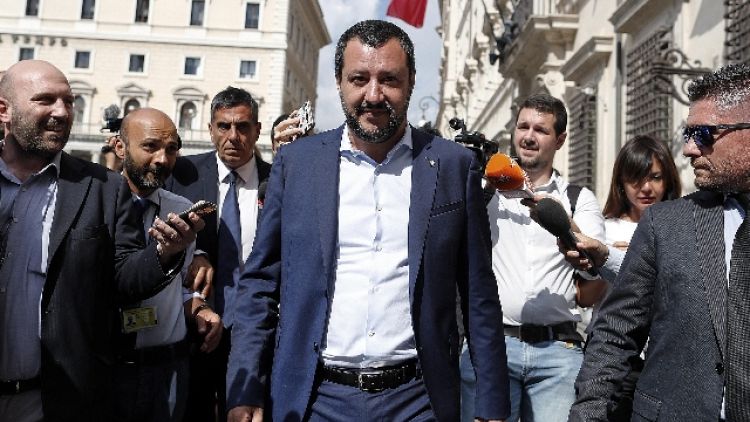Migranti: Salvini, farò interessi Italia