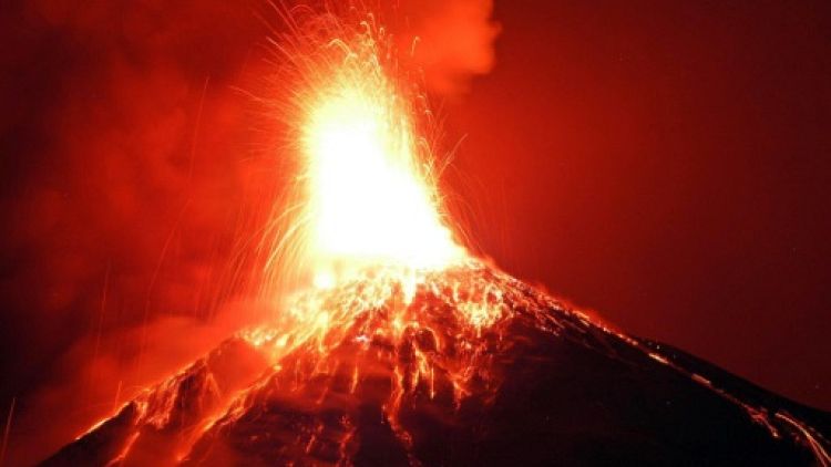 Guatemala: le Volcan de feu sous haute surveillance