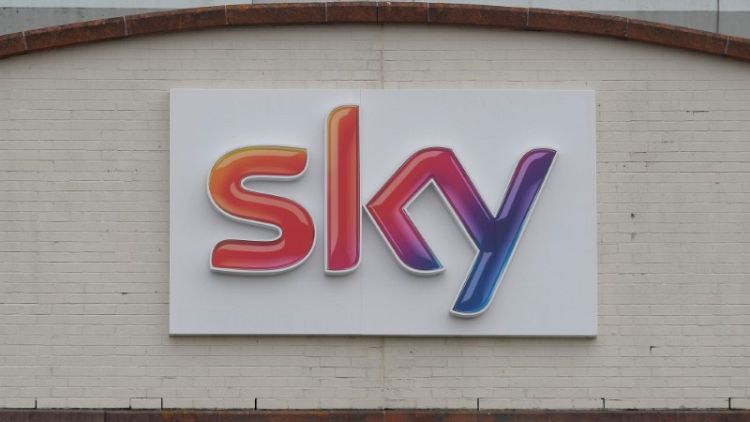 Comcast makes higher offer for Sky, tops Fox bid