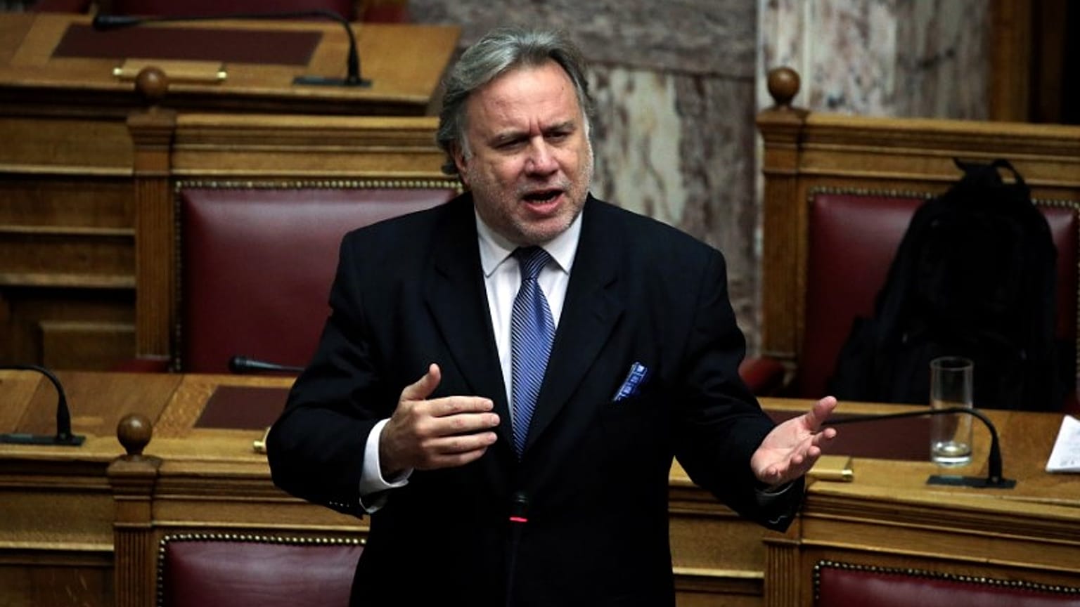 Greece hopes to turn page after expelling Russians for Macedonia meddling