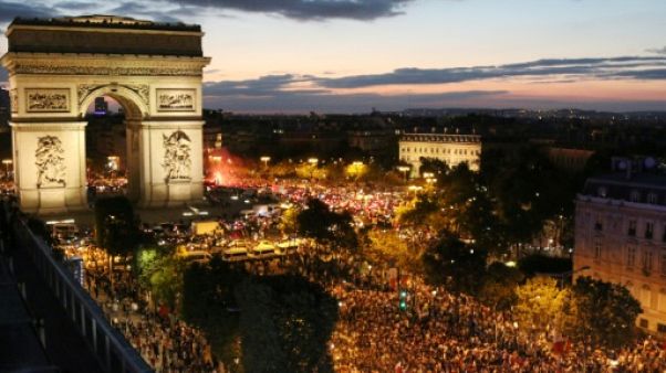 14-Juillet et finale du Mondial: 12.000 forces de l'ordre mobilisées dans Paris et sa région 14-Juillet et finale du Mondial: 12.000 forces de l'ordre mobilisées dans Paris et sa région