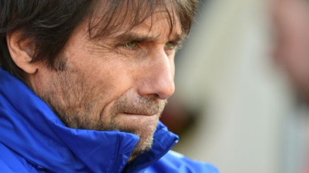 Angleterre: à Chelsea la page Conte se referme, Sarri en cabine d'essayage Angleterre: à Chelsea la page Conte se referme, Sarri en cabine d'essayage