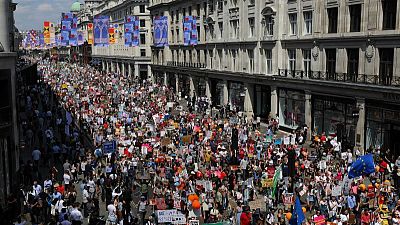 الآلاف ينظمون احتجاجات سلمية في لندن تحت شعار "معا ضد ترامب"