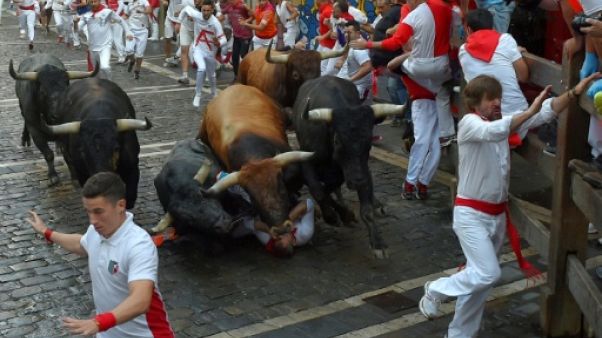 Lâchers de taureaux de la San Fermin: 42 blessés Lâchers de taureaux de la San Fermin: 42 blessés