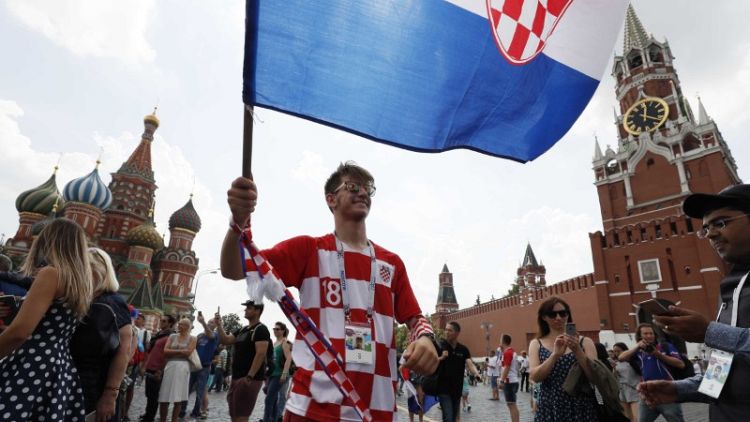 Croatia fans eclipse low-key French in Moscow final build-up