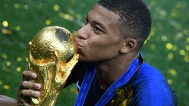 France: Mbappé, 19 ans et déjà sur le toit du monde France: Mbappé, 19 ans et déjà sur le toit du monde
