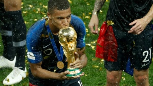 Mondial: Mbappé à toute vitesse, Ronaldo dans le fossé Mondial: Mbappé à toute vitesse, Ronaldo dans le fossé