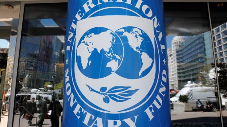 IMF warns U.S. vulnerable in escalating trade fight